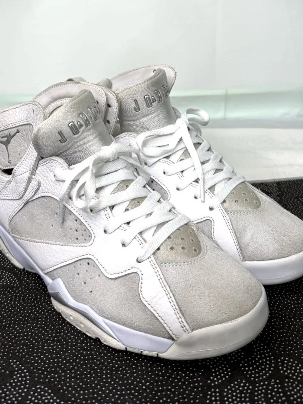 Nike Air Jordan 7 Retro Pure Platinum (304775-120) Men’s Size 9